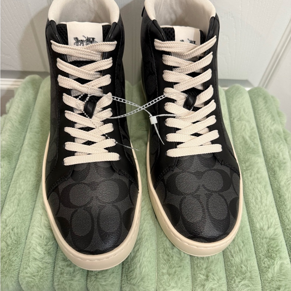 NWOT Coach Men's Clip High Top Logo
Charcoal Black Leather Sneaker Size 10D